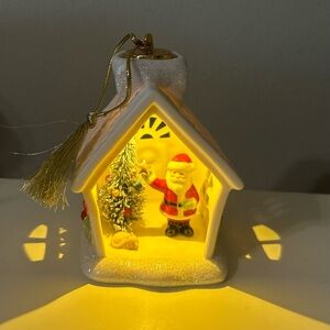 Lenox 3D Ornament Santa House Lights Up! Santa Inside With Tree And Cat. 3 X 4”